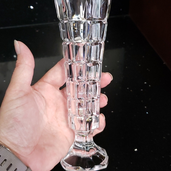 2 Crystal Decorative Vases - Picture 4 of 4